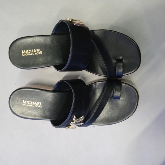 Shoes main image 6